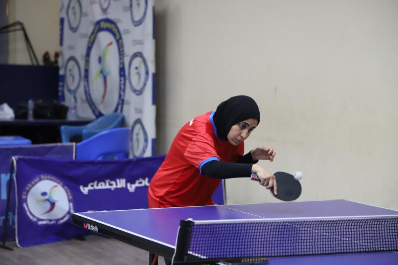 صورة مى طارق